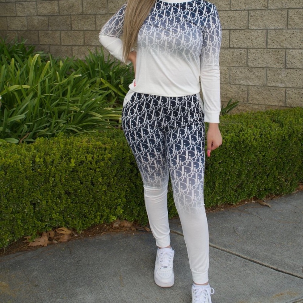 Comfy set - Picture 2 of 2